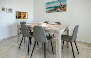 Fotografia z galérie ubytovania 2 Bedroom Cozy Apartment In Casares v destinácii Casares