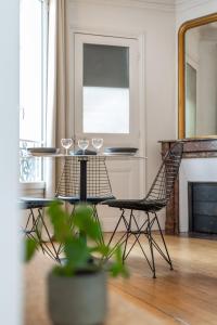 Fotografia z galérie ubytovania Charmant appartement entre Montmartre et canal Saint Martin-gare du nord v Paríži