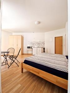 Un pat sau paturi într-o cameră la Youth Hostel Service Vienna