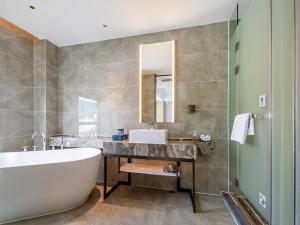 Φωτογραφία από το άλμπουμ του Echarm Hotel Baise Xilin σε Xilin