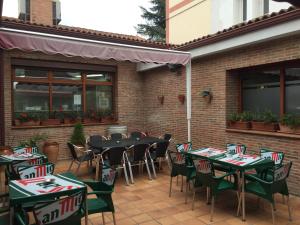 Restaurace v ubytování Hostal Restaurant Jose Luis