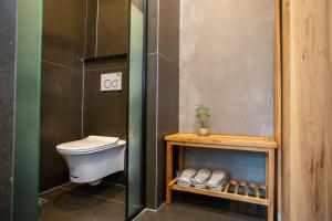 Salle de bains dans l'établissement A Mountain Home别有洞天-山居民宿