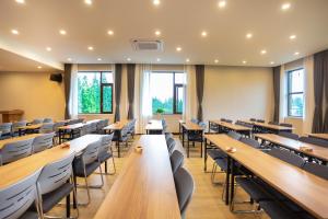 Espace de conférence ou salle de réunion dans l'établissement A Mountain Home别有洞天-山居民宿