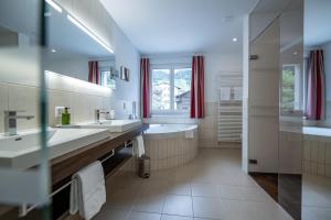 Ένα μπάνιο στο Hotel Vorab - Kulinarische Vielfalt