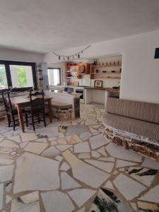 Φωτογραφία από το άλμπουμ του Villa Tolis σε Kinídharos