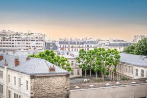 Fotografia z galérie ubytovania Charmant appartement entre Montmartre et canal Saint Martin-gare du nord v Paríži