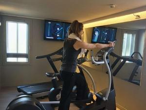 Fitness centrum a/nebo fitness zařízení v ubytování ibis Styles Clermont-Ferrand Aéroport