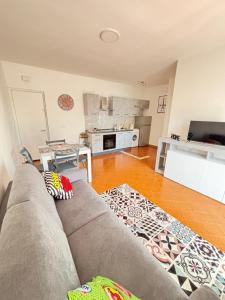 Η κουζίνα ή μικρή κουζίνα στο La casetta di Dany