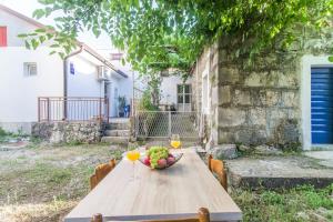 Zahrada ubytování Tranquil Retreat Apartment Bozic