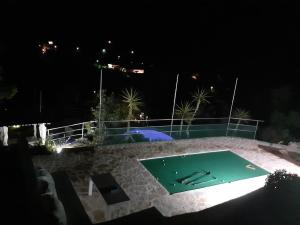 Bazén v ubytovaní Relax tiny villas 40 meters of the beach alebo v jeho blízkosti