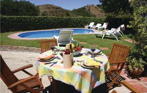 Swimmingpoolen hos eller tæt på Gorgeous Home In Mijas