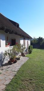 A garden outside Country house Balaton