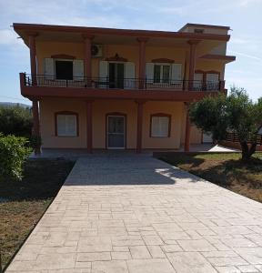 Photo de la galerie de l'établissement Villa Olvia, à Kanallákion 18 autres photos