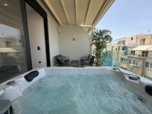 Fotografie z fotogalerie ubytování BlueMotion - CruiseNest 6Β v destinaci Piraeus