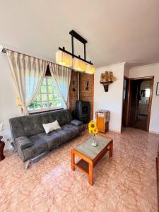 Φωτογραφία από το άλμπουμ του Casa con jardín a un minuto de la playa, Casa Nolo σε Hio