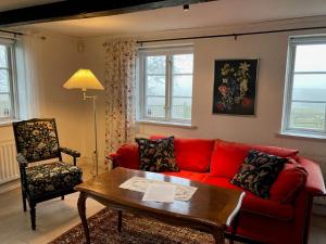 A seating area at Lunkaberg Bed & Breakfast
