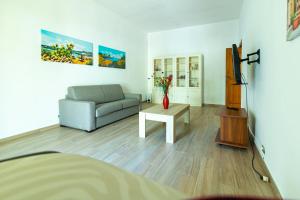 Gallery image of Ferrari Apartment in Casarano +26 photos