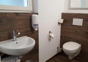 Koupelna v ubytování Treffpunkt Heuwiese