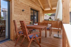 En balkon eller terrasse på Apartments Haufhof , Haus im Ennstal bei Schladming