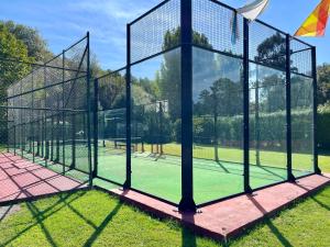 Tenis alebo squash v ubytovaní Casa Areosa alebo jeho okolí
