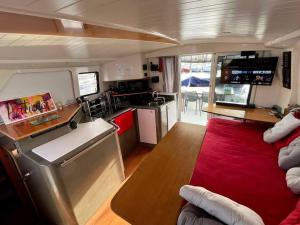 Eldhús eða eldhúskrókur á Expérience unique sur un bateau