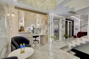 Posezení v ubytování EMPIRE PLATINUM SUITES,New Delhi