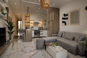 Posezení v ubytování Marina Resort New Alamein By Seven Seasons