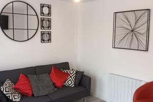 Gallery image of Newly built home away from home in Peterborough
