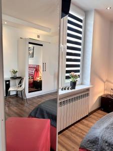 Posedenie v ubytovaní Apartament Centrum Chmielna 73c