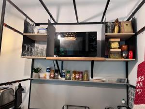 Billede fra billedgalleriet på Charmant studio en rez de jardin Chaville i Chaville