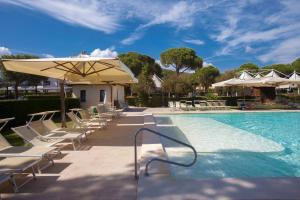Bazén v ubytování Resort Capalbio nebo v jeho okolí