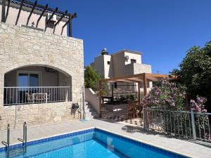 Πισίνα στο ή κοντά στο Villa Albama