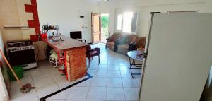 Η κουζίνα ή μικρή κουζίνα στο شاليه b1