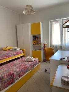 A bed or beds in a room at Sand 228 Home
