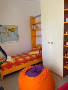 A bed or beds in a room at Sand 228 Home