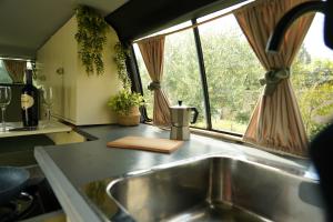 Photo de la galerie de l'établissement Montenegro Camper VOYAGER, à Podgorica 12 autres photos