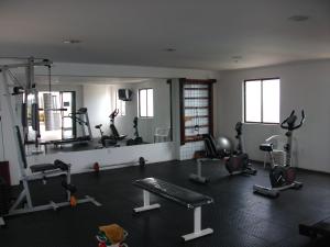 The fitness centre and/or fitness facilities at Emilio Hinko 3 Quartos apto1502