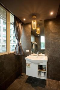 Ένα μπάνιο στο Tenlien onsen Hot Spring Hotel
