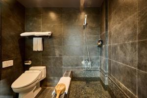 Ένα μπάνιο στο Tenlien onsen Hot Spring Hotel