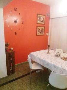 Fotografie z fotogalerie ubytování Muy Linda casa a 1 cuadra de terminal de Omnibus v destinaci Montevideo + 10 fotografií