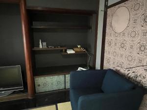 A seating area at 遊廓荘