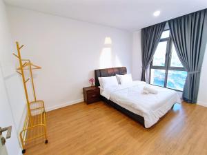 Katil atau katil-katil dalam bilik di Mid Valley nearby Double 2Suite Room 4-6pax +27 gambar
