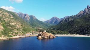 Paesaggio naturale nelle vicinanze dell'aparthotel