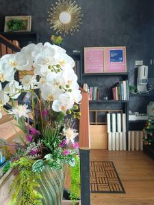 تلفاز و/أو أجهزة ترفيهية في Merit Courtyard Suvarnabhumi House