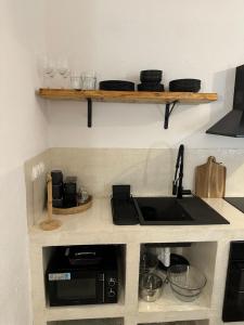 Gallery image of Γεράνι Suite in Ktima Gerostathi in Polykhrono