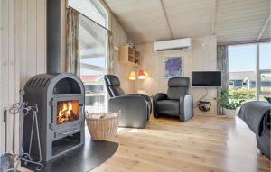 Posezení v ubytování Holiday Home Pøt Strandby Ix