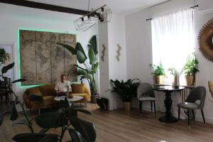 Posezení v ubytování Domino Hotel
