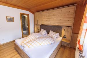 Postel nebo postele na pokoji v ubytování Ferienhaus Grubhof