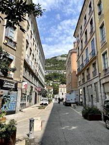 Nabolaget omkring lejligheden eller i nærheden