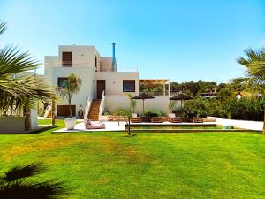 A garden outside Villa Elia